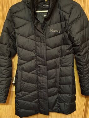 Marmot Women's Black Quilted Insulated Puffer Coat